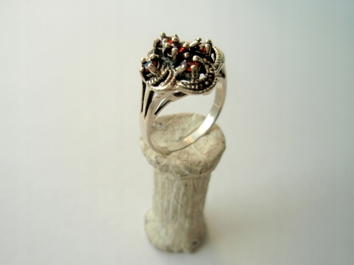 SILVER RING R-17 markazity a tmavomodrá
