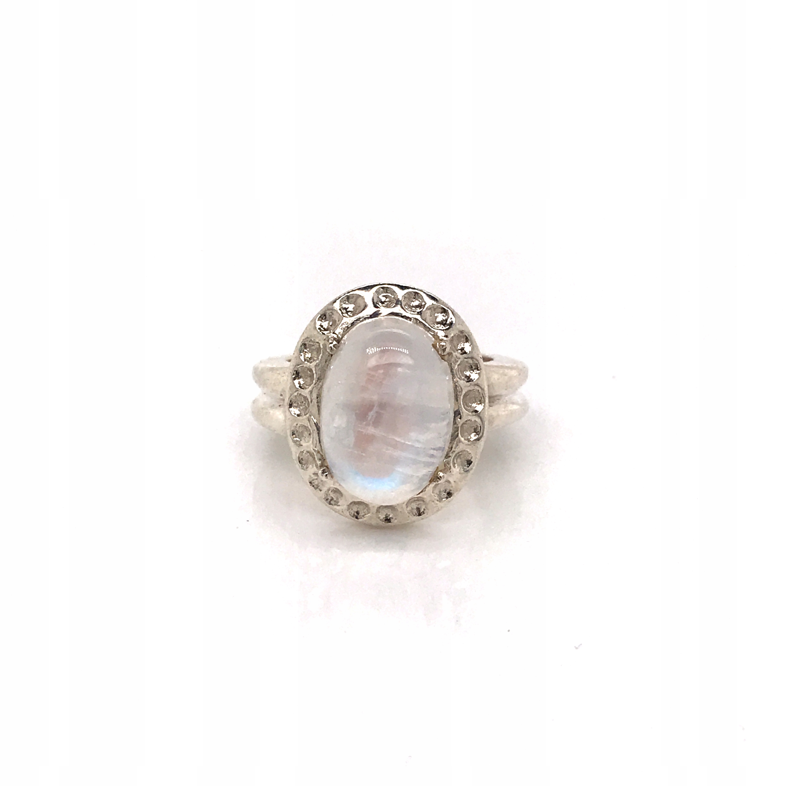 STRIEBORNÝ PRSTENEC MOON STONE R693