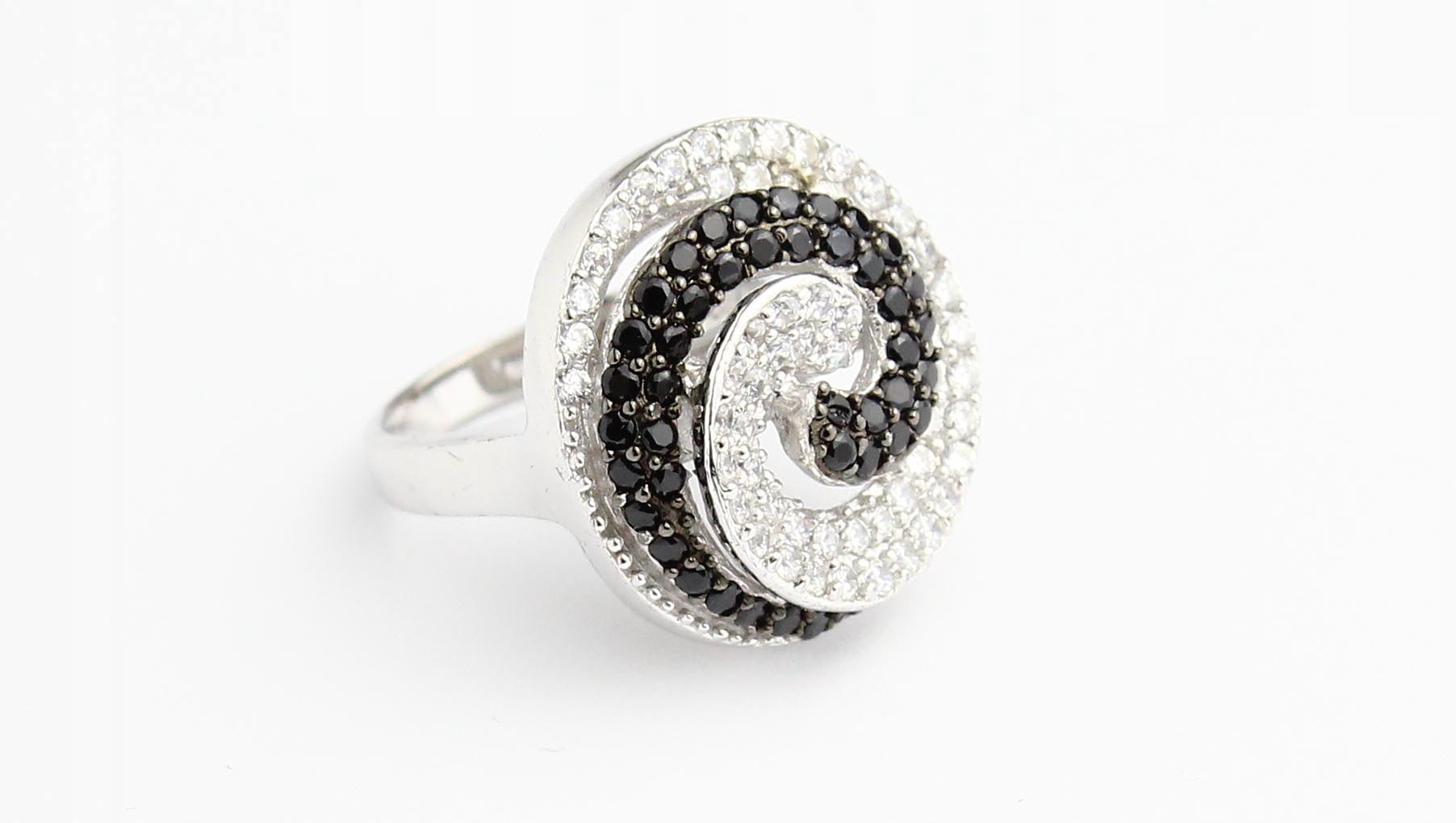 15,7 mm STRIEBORNÝ PRSTENEC SWAROVSKI