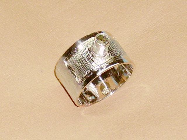 STRIEBORNÝ PRSTEŇ S SAPPHIRE - zafír