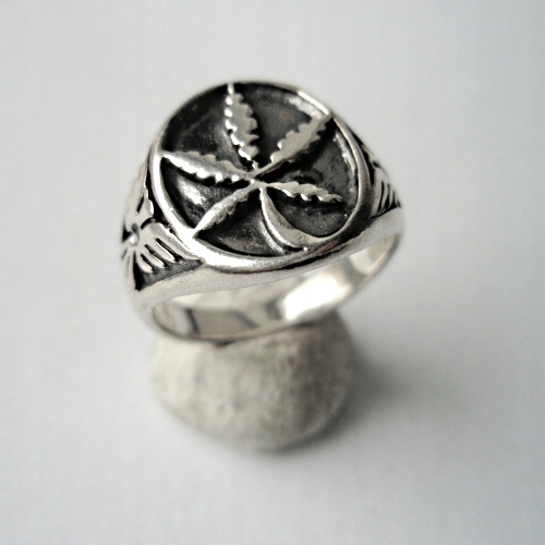 Silver Signet R-14