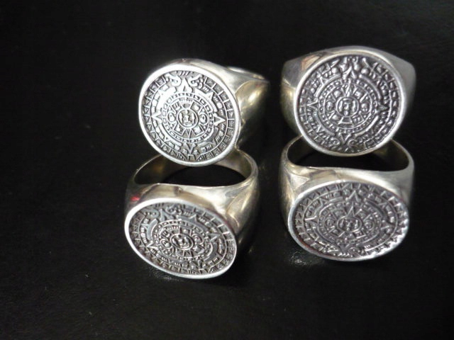 SILVER 925 U R B pečatný prsteň MÁJ KALENDÁR 16,02 gr.