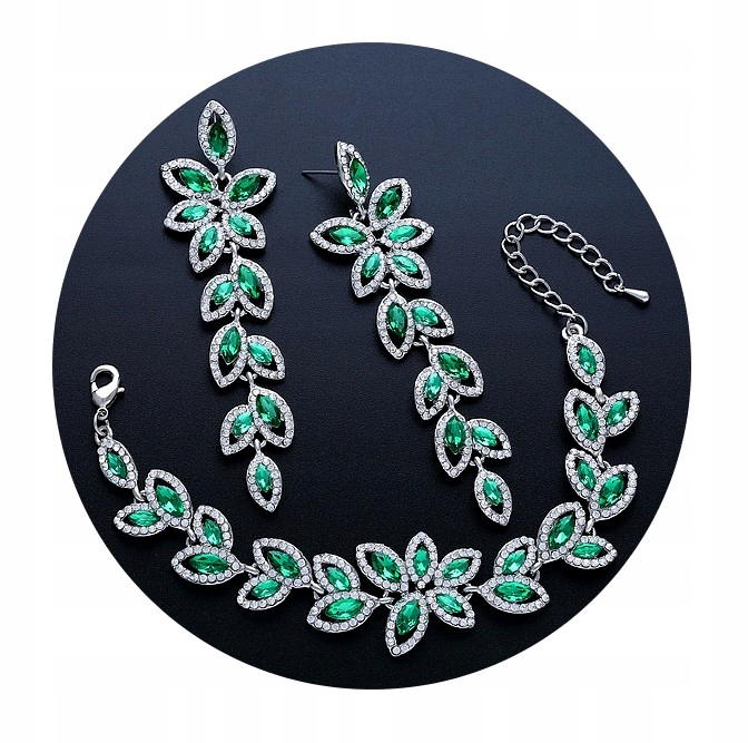 NÁMORNÉ NÁRAMKY EMERALD ZELENÉ DLHÉ LISTY