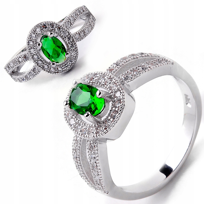 EMERALD SILVER ENGAGEMENT RING NEW