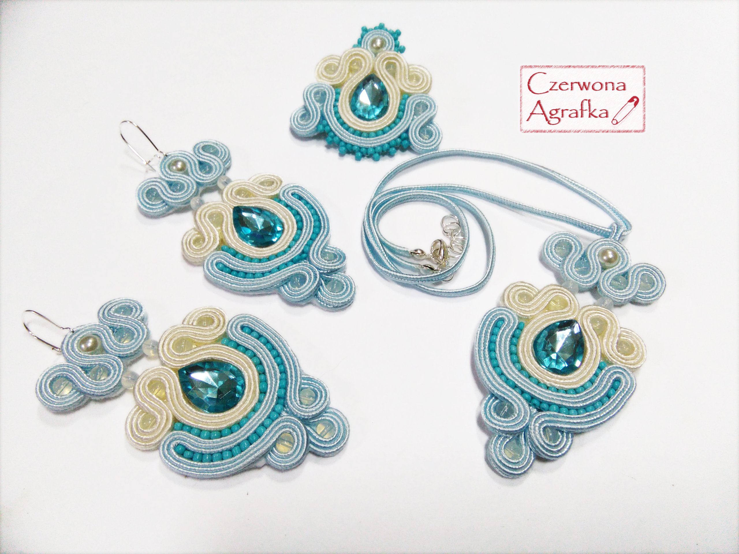Svadobná súprava Soutache / soutache ecru a modrá