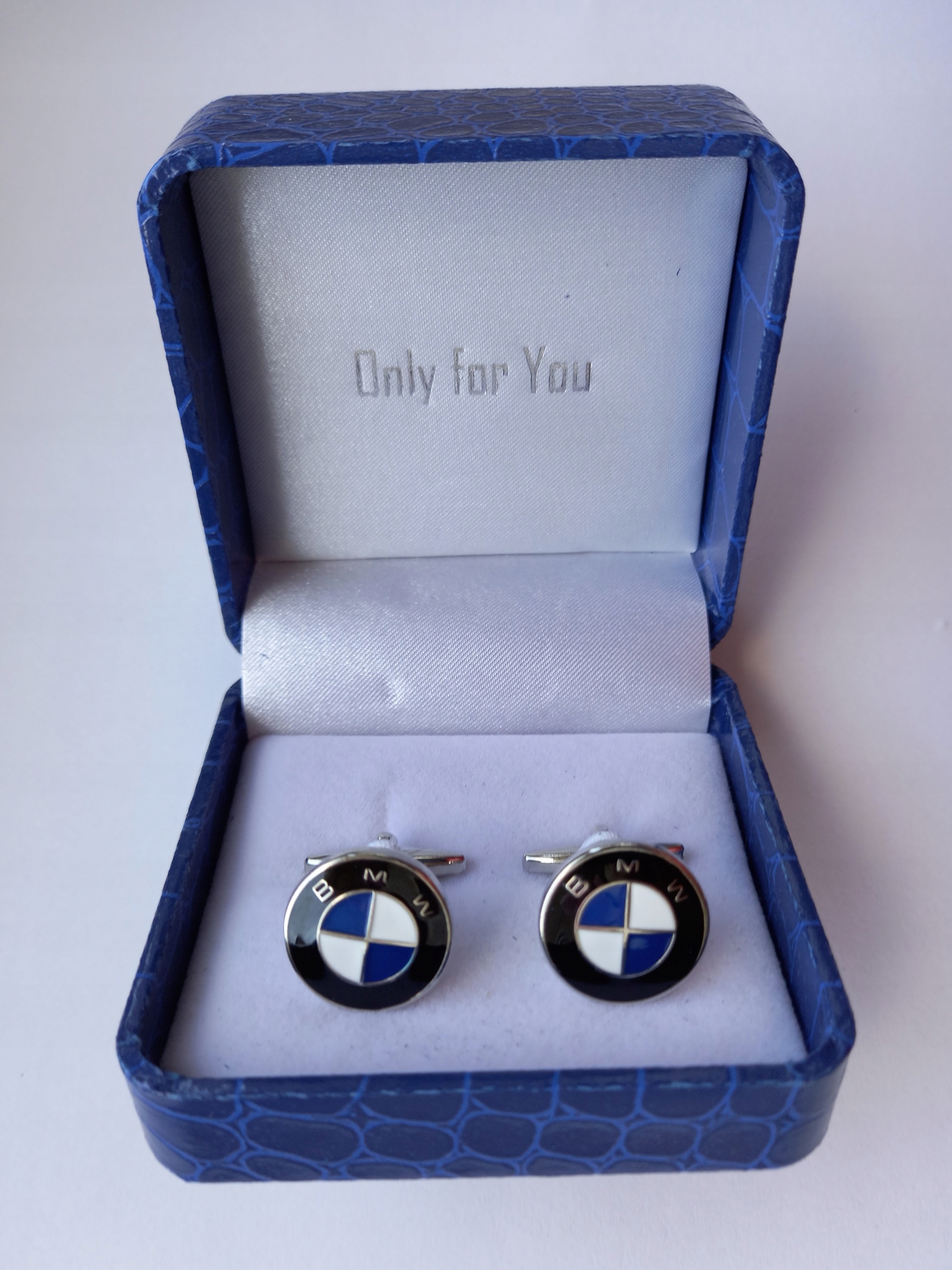 CuffLinks pre košele t -shirts.