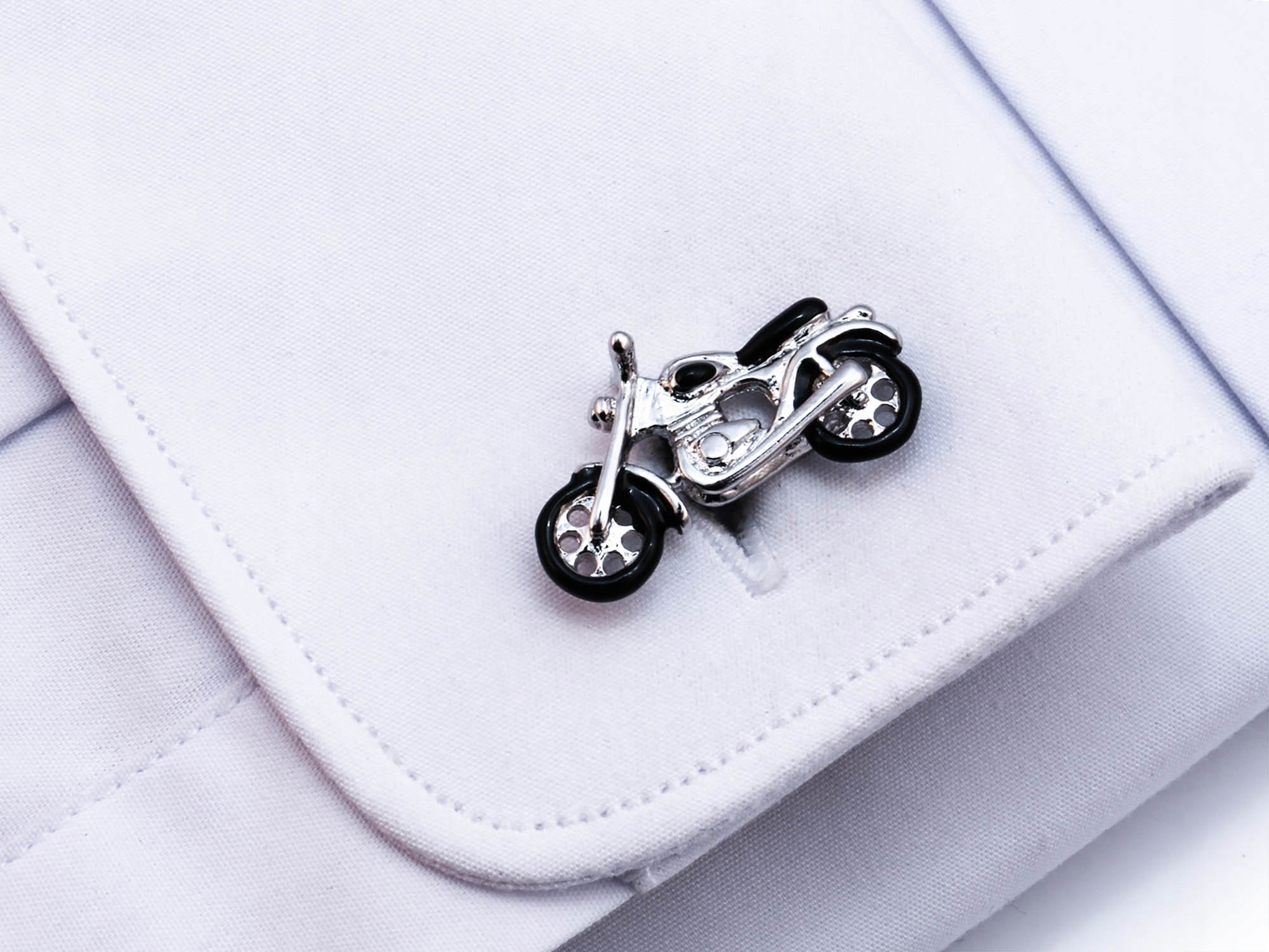 CuffLinks - Motocykle U145 Motor + Case