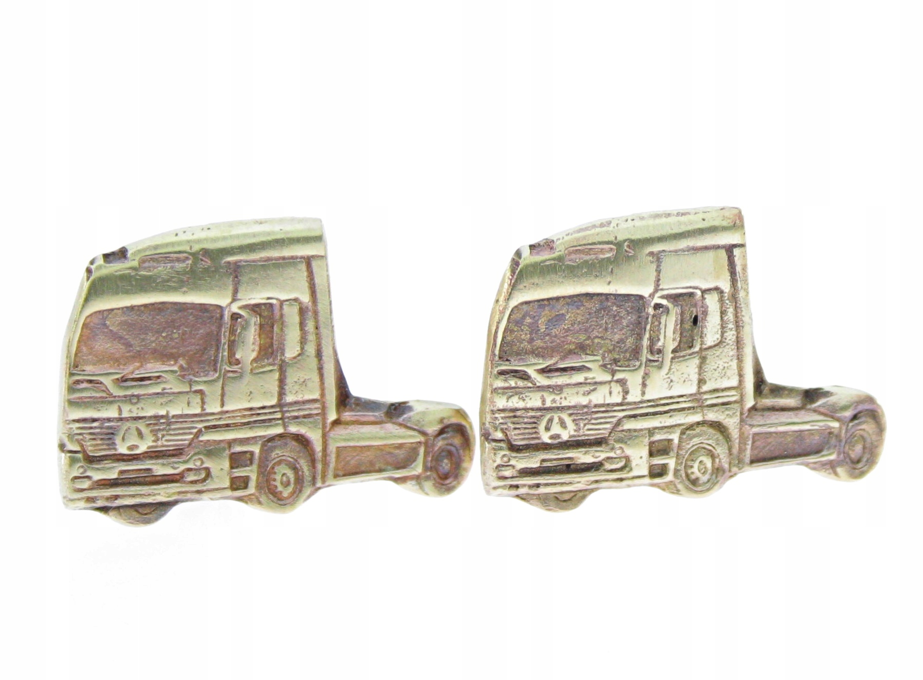 CuffLinks s mosadzou