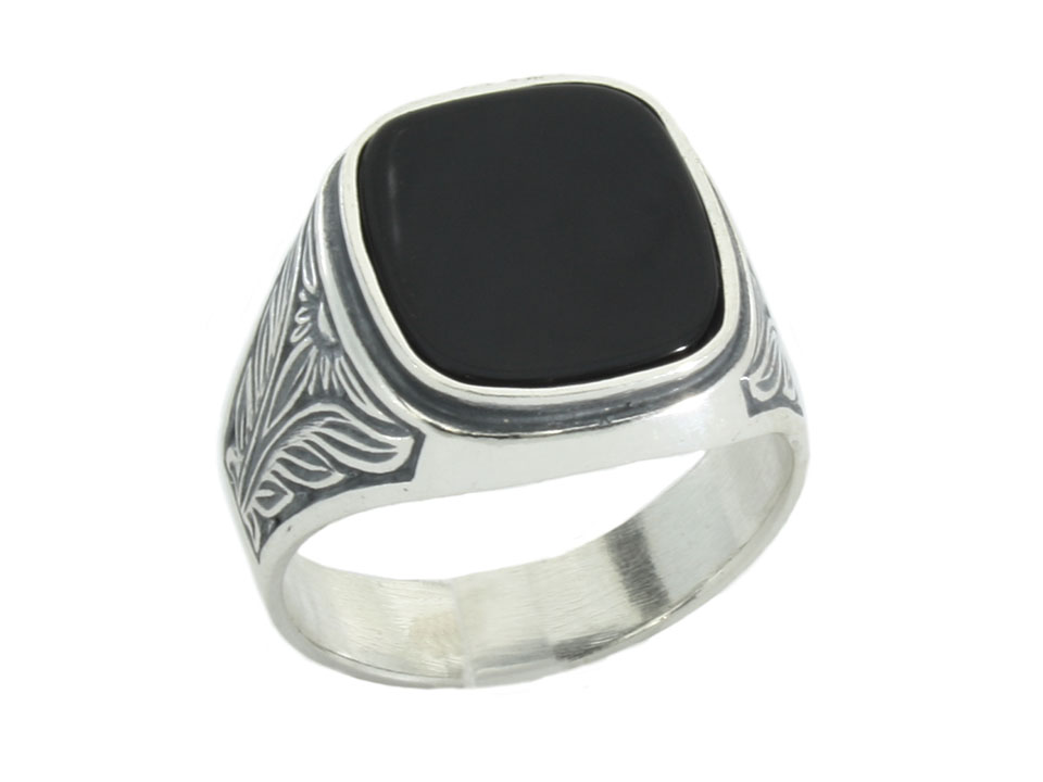 Striebro 0,925 Signet 29 Natural Black Onyx