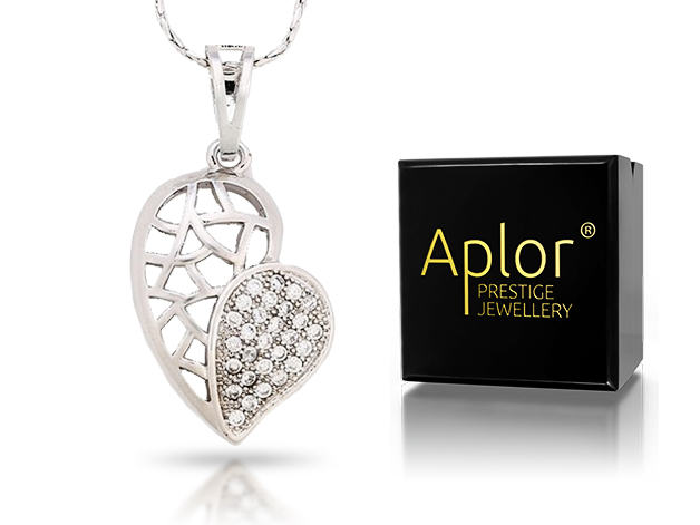 Strieborný náhrdelník Heart of Krish. Swarovski naživo