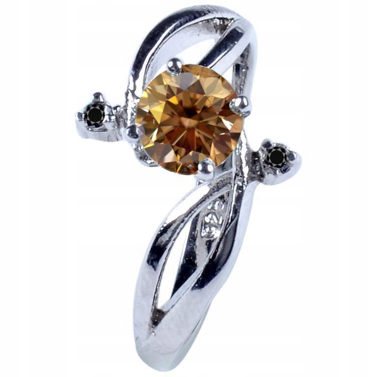 Strieborný prsteň s 0,91 ct moisanitu