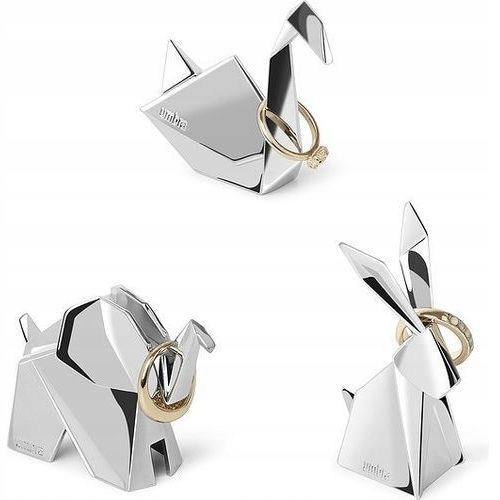 Stojan na prstene Origami v 3 baleniach od spoločnosti Umbra