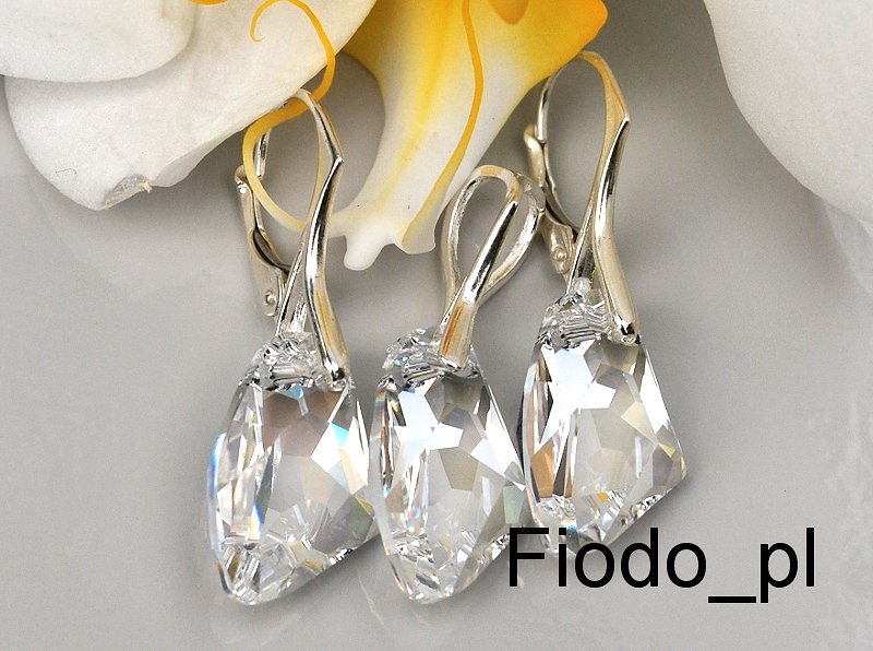 NEVYHNUTNÁ SADA GALAKTICKÝCH SWAROVSKI
