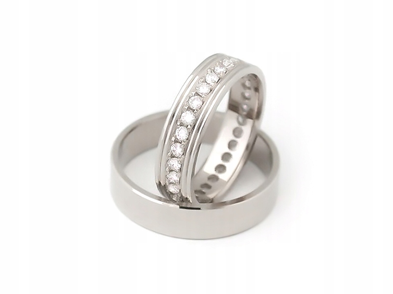 585 ZLATÝCH RÁMOV 12G S 30 BRILIANTMI 0,60ct