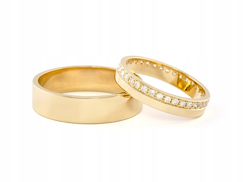 585 ZLATÝCH svadobných prsteňov s 32 briliantmi 0,32 ct