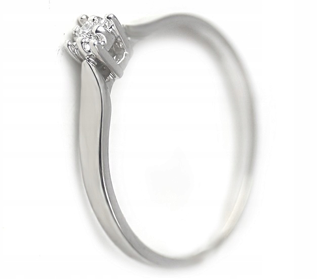 BIELE ZLATO 14K BRILLIANT prsteň 0,03ct 14