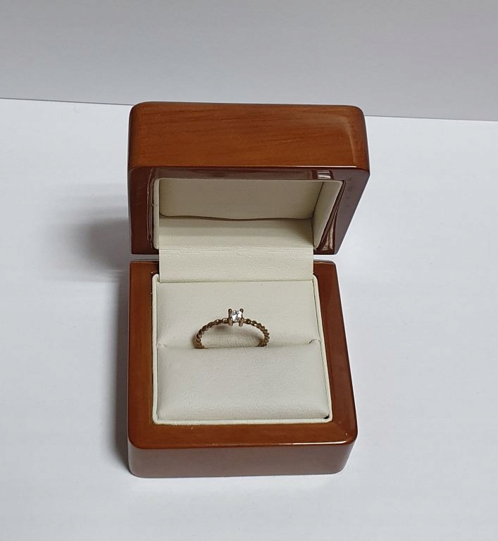 ZLATÝ KRÚŽOK PR.333 R. 14 1,02G