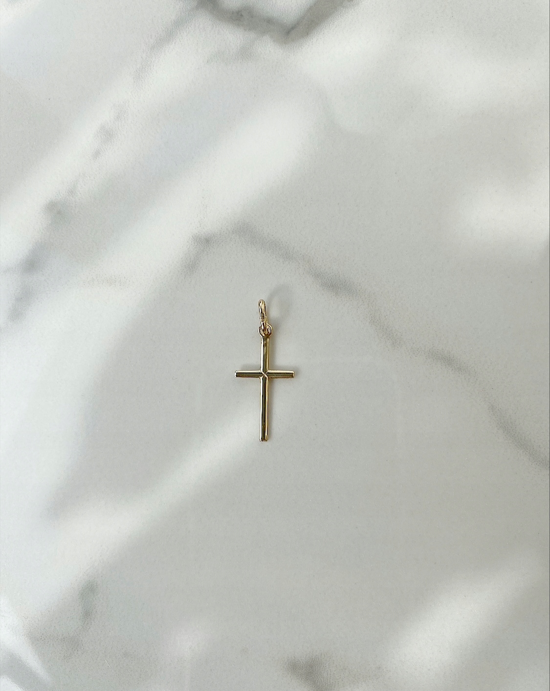 Zlatý minimalistický kríž 585