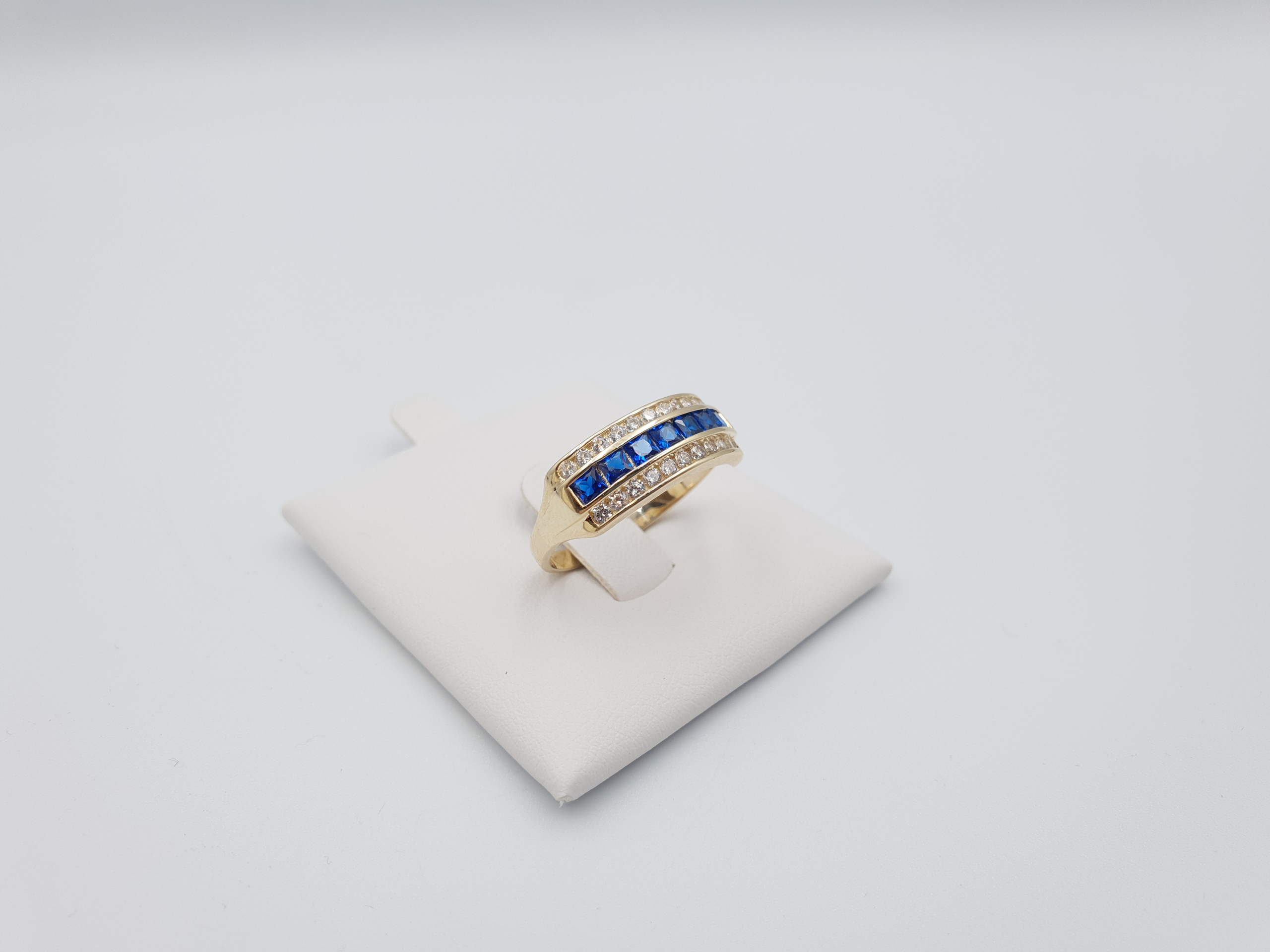 Zlatý prsteň 4.13g 585 14k r. 21