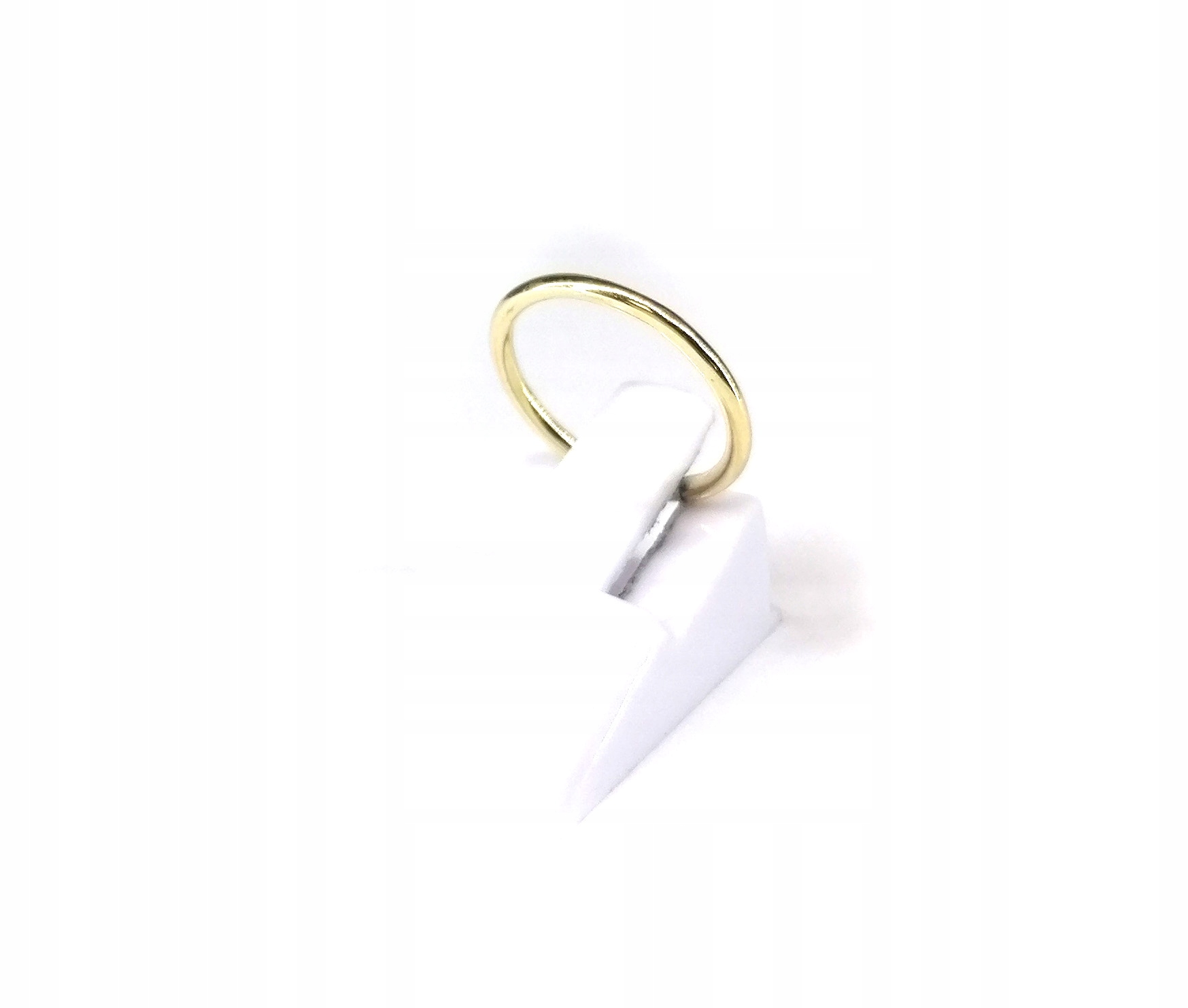 Zlatý kruhový prsteň p 585 1,02 g M