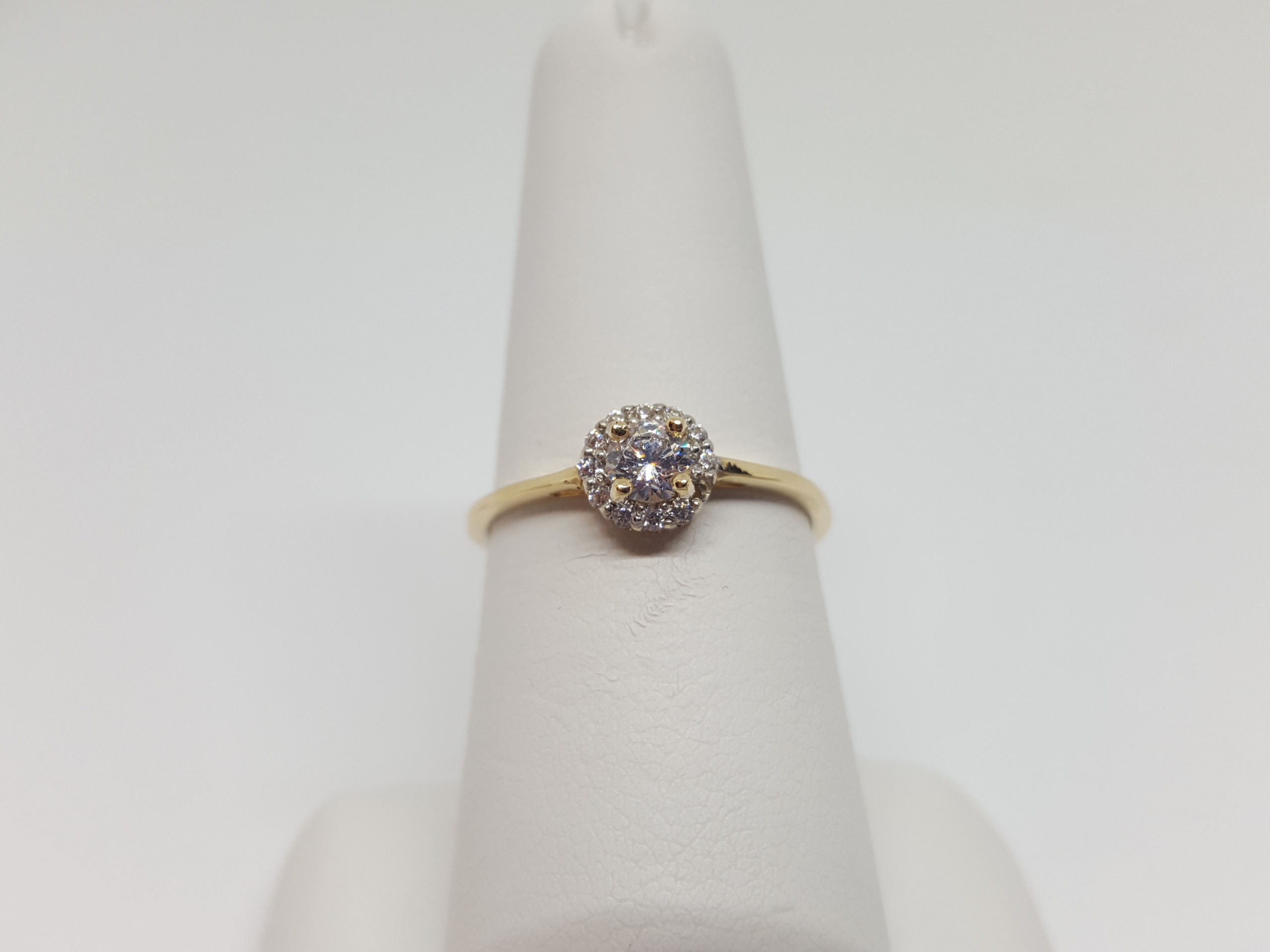 Zlatý prsteň str. 585 1,64 g r14
