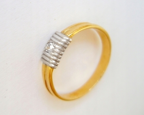 Zlatý prsteň (585 R-16,5 m = 2,36 zirkón)