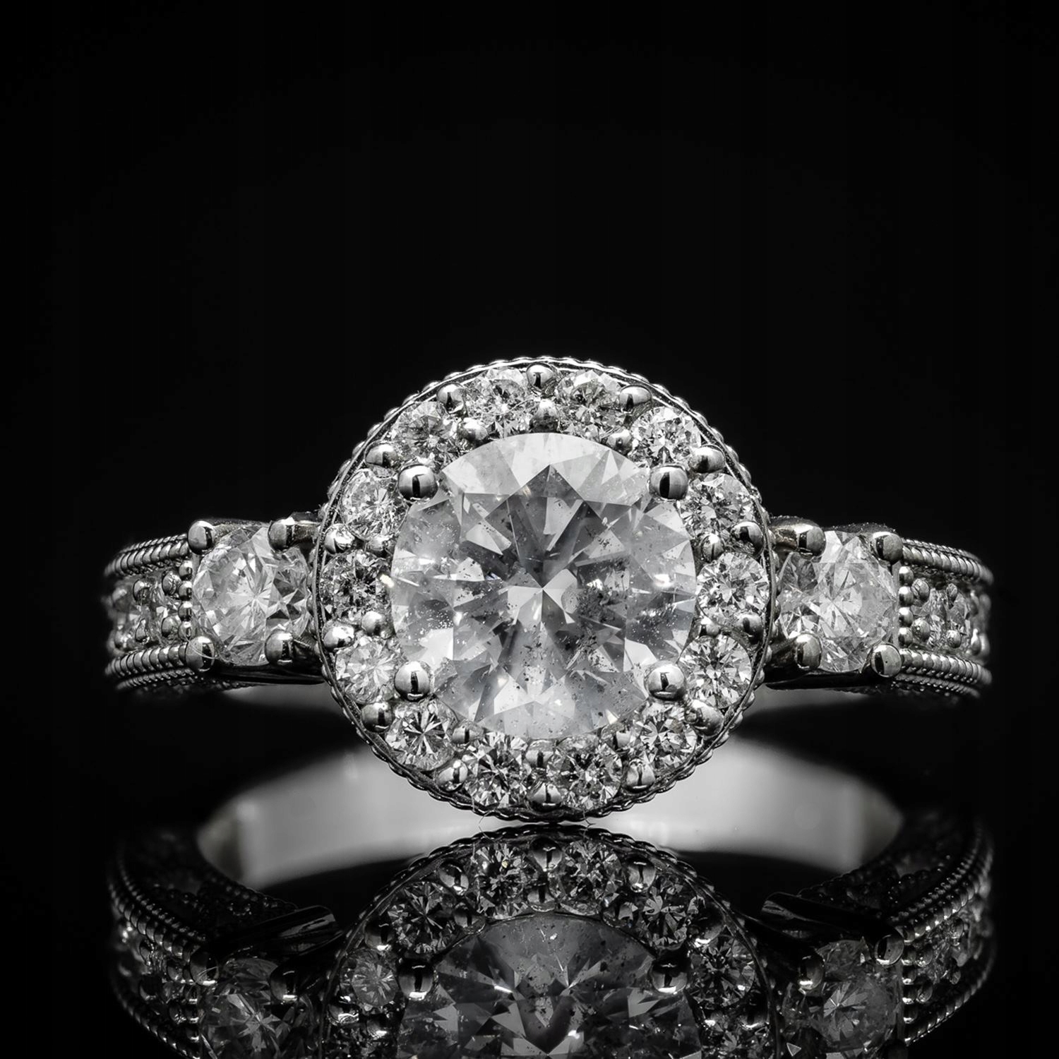 Zlatý prsteň s diamantom farby 1,54ct F