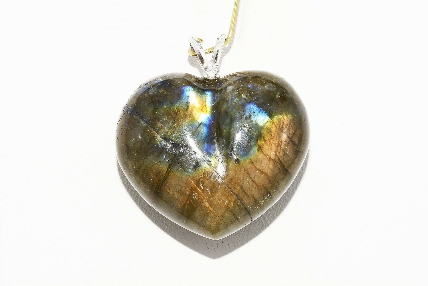 Zlatý prívesok Natural Diamond Labradoryt
