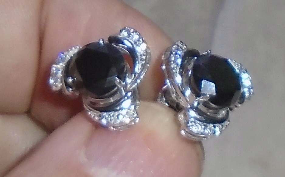 Náušnice s čiernymi moissanitmi 19.25ct