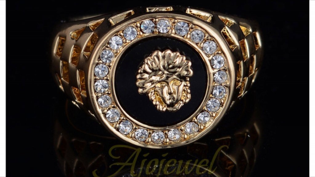 Prsteň v štýle Versace s 18-kamienkami