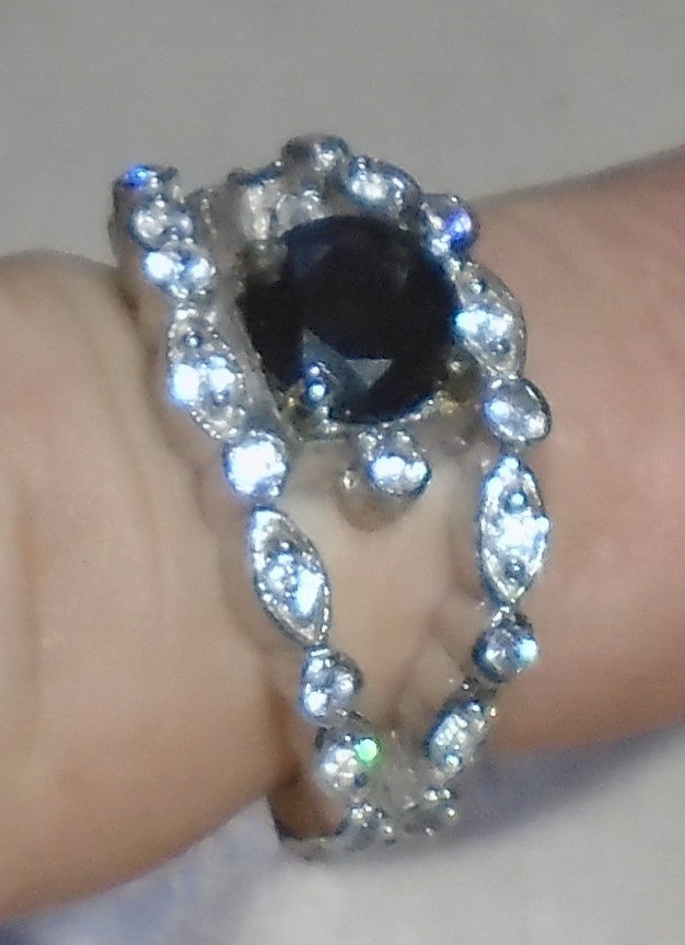 Prsteň s čiernym moissanitom 26.80ct