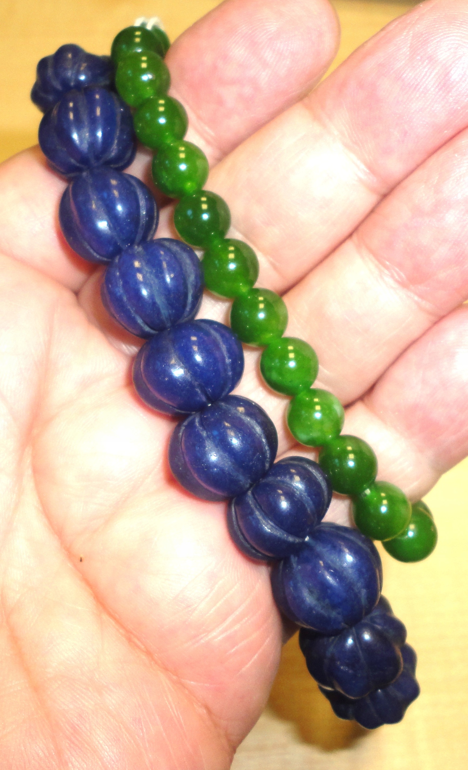 zafíry a jade prírodný náhrdelník 397.95ct